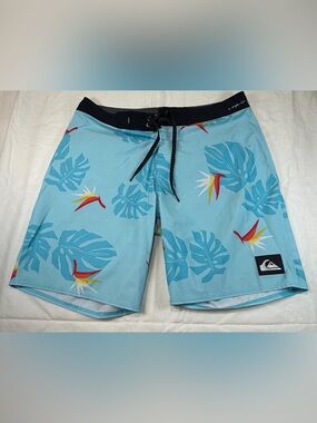 Quiksilver Light Blue Tropical Birds of Paradise Print Swim Board Shorts